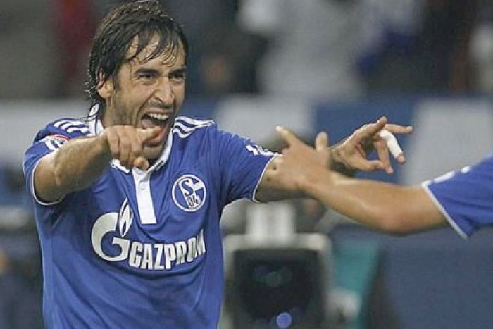 Raul prodlouží v Schalke o další dva roky