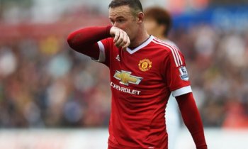 Rooney brání Van Gaala: Za mizérii můžou hráči, ne trenér