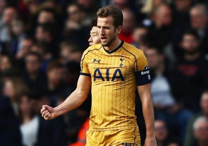 Kane nebo Agüero? Argentinec chce hvězdě Tottenhamu ukrást zlatý hattrick