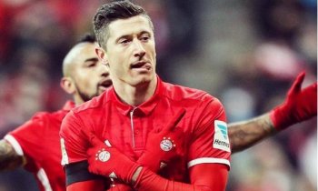 Kupte v zimě útočníka, prosí vedení Bayernu Lewandowski, jenž vše nechce táhnout sám
