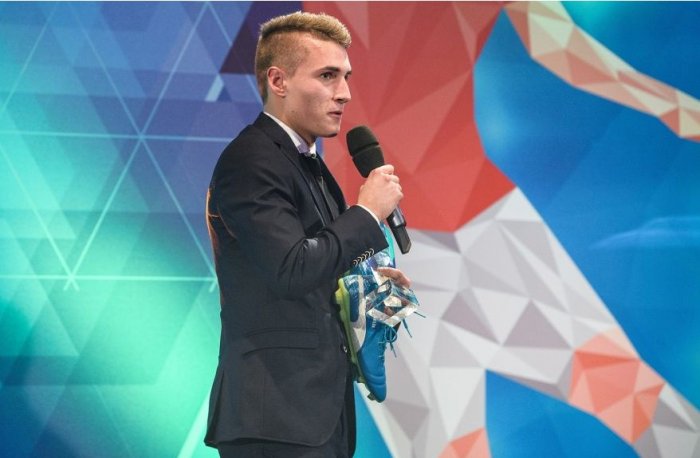 Sadílek věří v sílu devatenáctky: Chceme potvrdit, že český fotbal jde pomalými krůčky nahoru