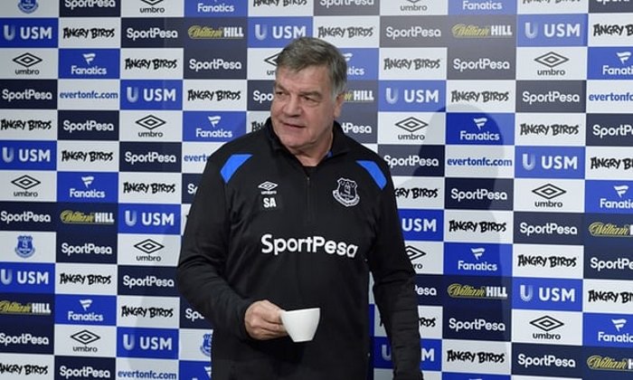 Jaké jsou plány Evertonu pro příští sezonu a kdo ho povede?