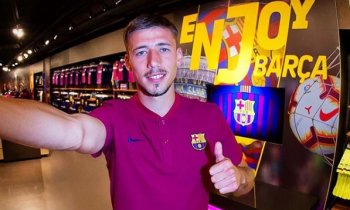 Barcelona si pořídila nového stopera. Pro koho z nynějšího kádru to bude znamenat konec?