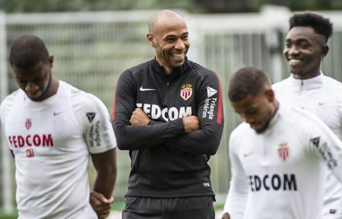 Proti Henrymu se v Monaku obrátili vlastní hráči: Jeho negativita se podepsala na naší hře