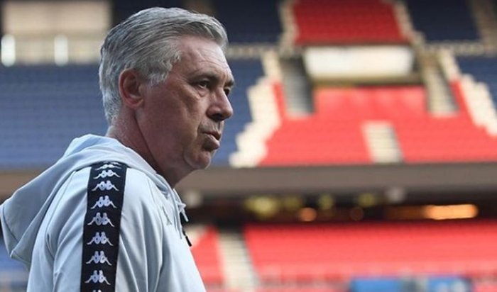 Nikam nejde, odmítá Ancelotti přestup své hvězdy do Paříže!