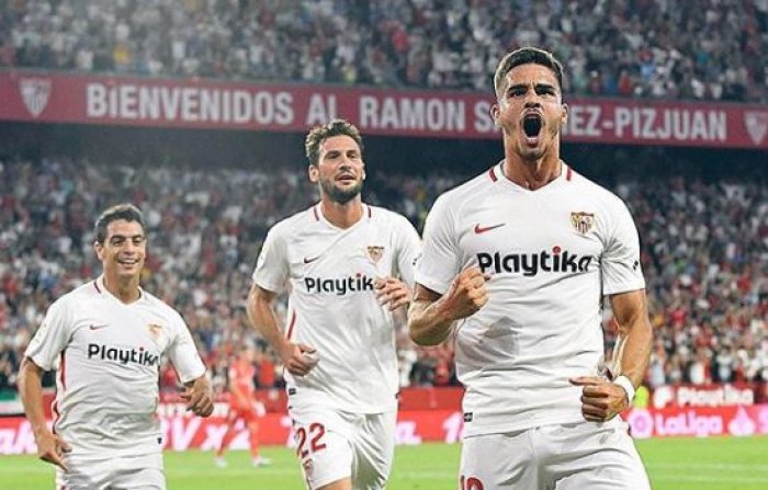 Sevilla bez Vaclíka porazila Řím a postoupila, dál jde i Leverkusen, Inter i Manchester United splnily povinnost