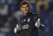Casillas prý prosil Peréze, aby mohl zůstat v Realu. Hrál by prý i zadarmo