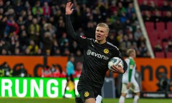 Zázračné norské dítě krotí po debutu euforii: Však mě Dortmund kupoval, abych góly střílel