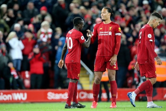 Aston Villa zahájila nový ročník vítězně, Son Hung-min čtyřmi góly sestřelil Southampton, Chelsea nevyzrála na Liverpool