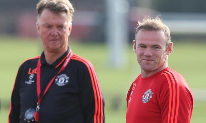 Rooney vzpomíná na trenéry po Fergusonovi. Příchod Mourinha byl prý špatný