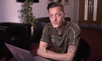 Özilovi se z dobře placeného místa nechce: Budu v Arsenalu do posledního dne naší dohody