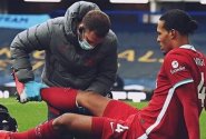 Velká ztráta pro Reds: Van Dijk má přetržené vazy v koleni a sezóna pro něj končí předčasně
