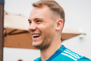 Neuerovi se na tvář vrací úsměv, zachytá si skoro po roce. Čtvrté čisté konto sezony Ulreich zatím nepřidá...