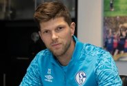 Tápající Schalke má v Bundeslize zachránit sedmatřicetiletý kanonýr Huntelaar
