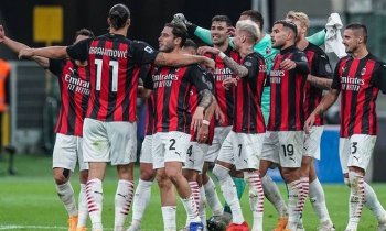 Ibrahimovič obstaral další body pro milánské AC, dařilo se také Udinese