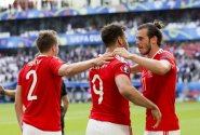 Proměněná penalta Balea zachránila Walesu bod, výběr USA ve druhé půli vyhořel