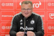 Alespoň nějaká útěcha. Trenér Legie přiznal, že by chtěl hrát jako Slavia. Holeše by ale poslal na 3 měsíce do vězení...