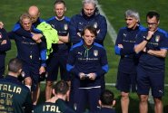 Manciniho důvěra italského svazu i po barážovém selhání šokovala: Vím, že takhle to ve fotbale většinou nefunguje
