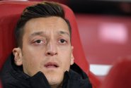 V posledních měsících stagnující Özil vyznal sympatie tomuto exotickému klubu....