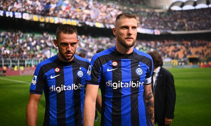 Sestupem ohrožená Spezia zaskočila Inter Milán, Neapol uspěla proti Atalantě