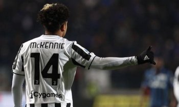 McKennieho dny jsou v Juventusu sečteny, míří na Ostrovy