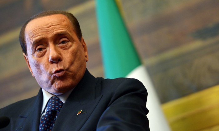 Berlusconi umí motivovat. Hráčům Monzy slíbil dokonce autobus plný prostitutek