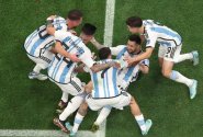 Messi vsítil proti Austrálii nejrychlejší branku kariéry, Uruguay smázla Nikaraguu
