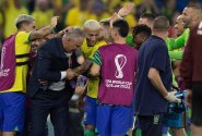Brazilci rozdrtili Koreu, na turnaji podtrhli černé asijské pondělí a mohou se těšit na Chorvaty