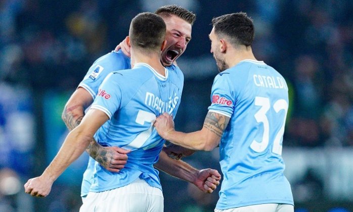 La Lazio ha vinto a Spezia e non perde in Serie A da otto turni di fila