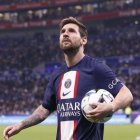 Ta symbolika! Messi by v Barceloně bral o jediné euro víc než Lewandowski