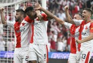 Slavia zůstává stoprocentní! Viktoria udržela těsné vedení, České Budějovice se konečně probraly