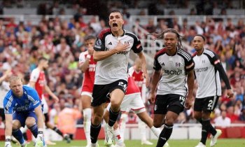 Review: Arsenal - Fulham. Hosté dokázali na Emirates Stadium urvat bod i v početní nevýhodě