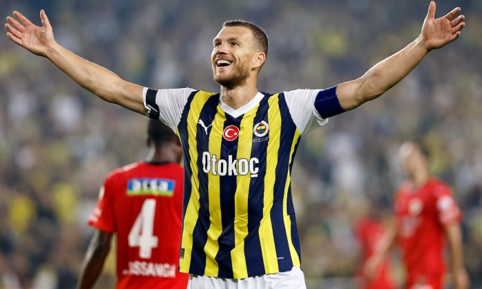 V Süper Lig se přetahují o vedení ve střelecké tabulce dvě známé firmy z Fenerbahce a Galatasaraye