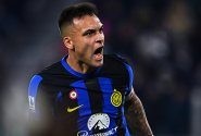 Italský Superpohár potřetí v řadě ukořistil Inter, v závěru pokořil oslabenou Neapol Martínez