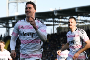 Juventus vydřel vítězství na půdě Frosinone, tři body trefil chvíli před koncem Vlahovič