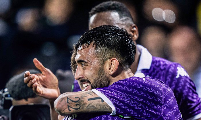 Fiorentina rozebrala Salernitanu i bez Baráka, v Udine padlo šest gólů, Lecce vydřelo bod z penalty