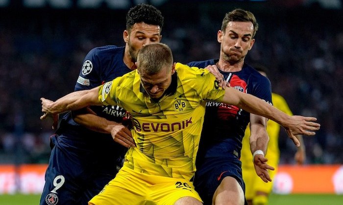Dortmund i podruhé za sebou vynuloval hvězdy PSG a po Hummelsově pojistce ze vzduchu je po 11 letech opět ve finále LM